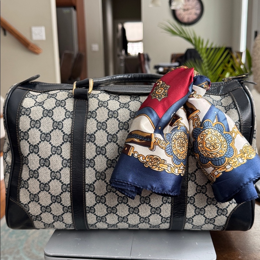Gucci Supreme Boston Bag